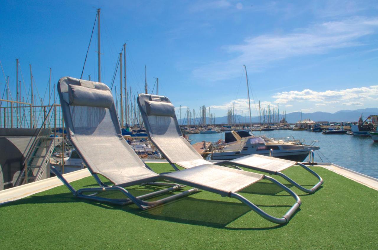 HouseBoat Cagliari Hotel Exterior foto