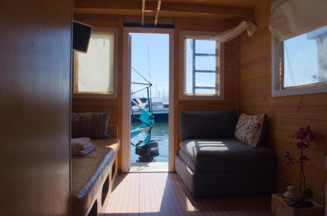 HouseBoat Cagliari Hotel Exterior foto